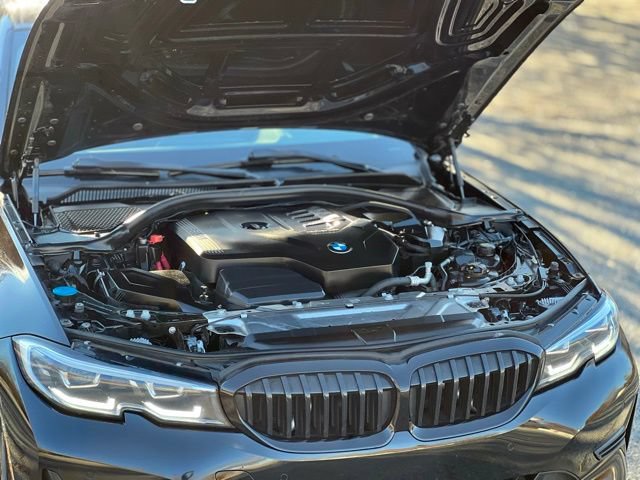 Used 2021 BMW 330i Sedan w/ Convenience Package RWD image 46
