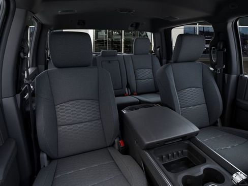 New 2026 RAM 2500 Big Horn AWD/4WD image 16