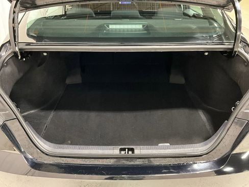 Used 2025 Toyota Camry LE FWD image 25