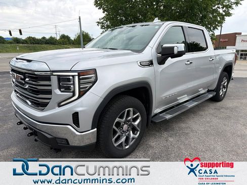 Used 2022 GMC Sierra 1500 SLT AWD/4WD image 1