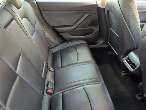 Used 2018 Tesla Model 3 Long Range image 18
