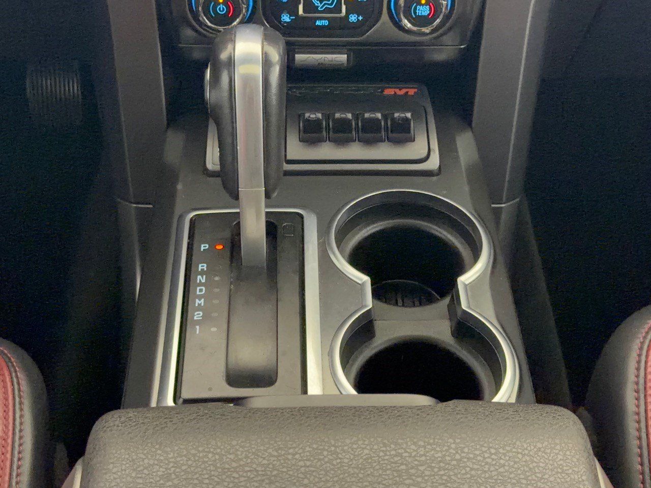 Used 2014 Ford F150 Raptor w/ Equipment Group 801A Luxury AWD/4WD image 21