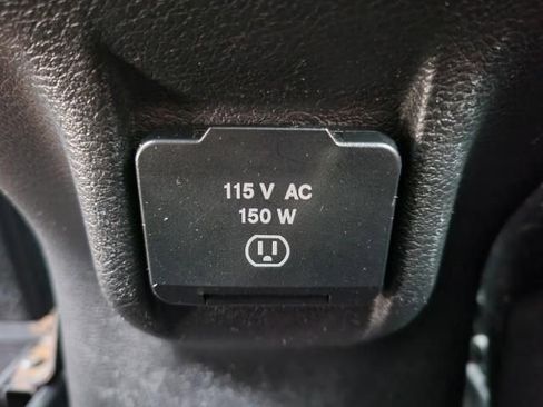 Used 2017 Jeep Cherokee Trailhawk w/ Comfort & Convenience Group AWD/4WD image 17