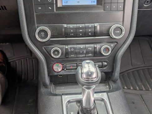 Used 2019 Ford Mustang Coupe RWD image 8