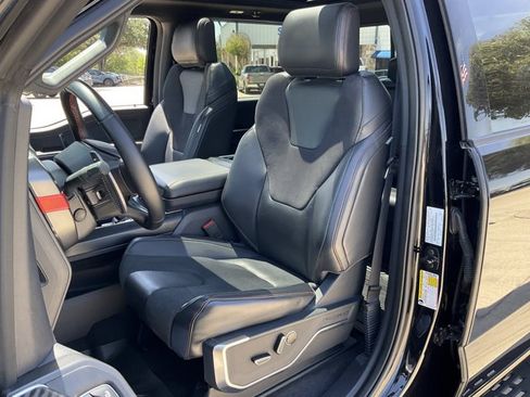 Used 2025 Ford F150 Raptor AWD/4WD image 8