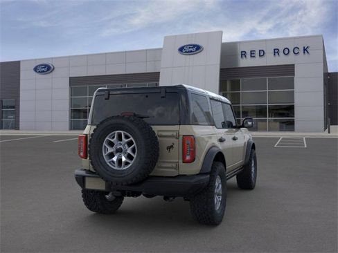 New 2025 Ford Bronco Badlands image 8