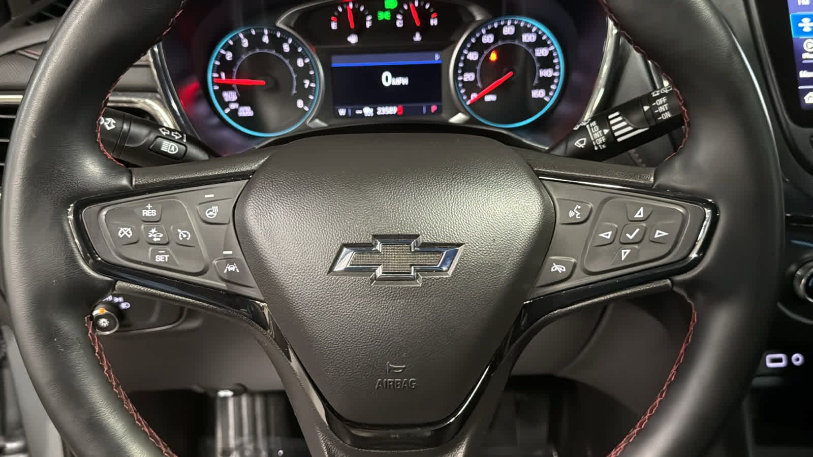Used 2024 Chevrolet Equinox RS AWD/4WD image 9