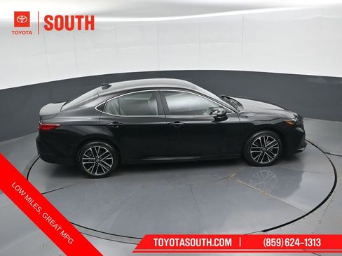 Used 2025 Toyota Camry XLE image 47