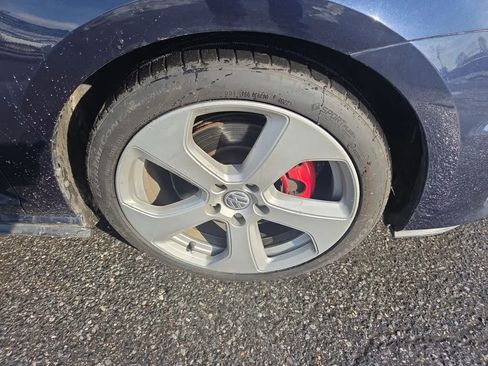 Used 2017 Volkswagen GTI S image 24
