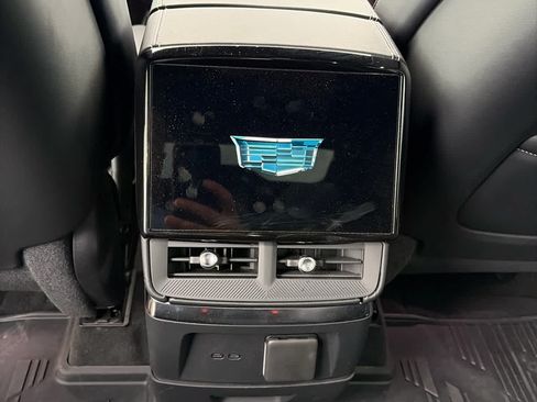 Certified 2026 Cadillac Vistiq Sport w/ LPO, Floor Liner Package AWD/4WD image 11