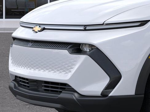 New 2026 Chevrolet Equinox EV LT image 38