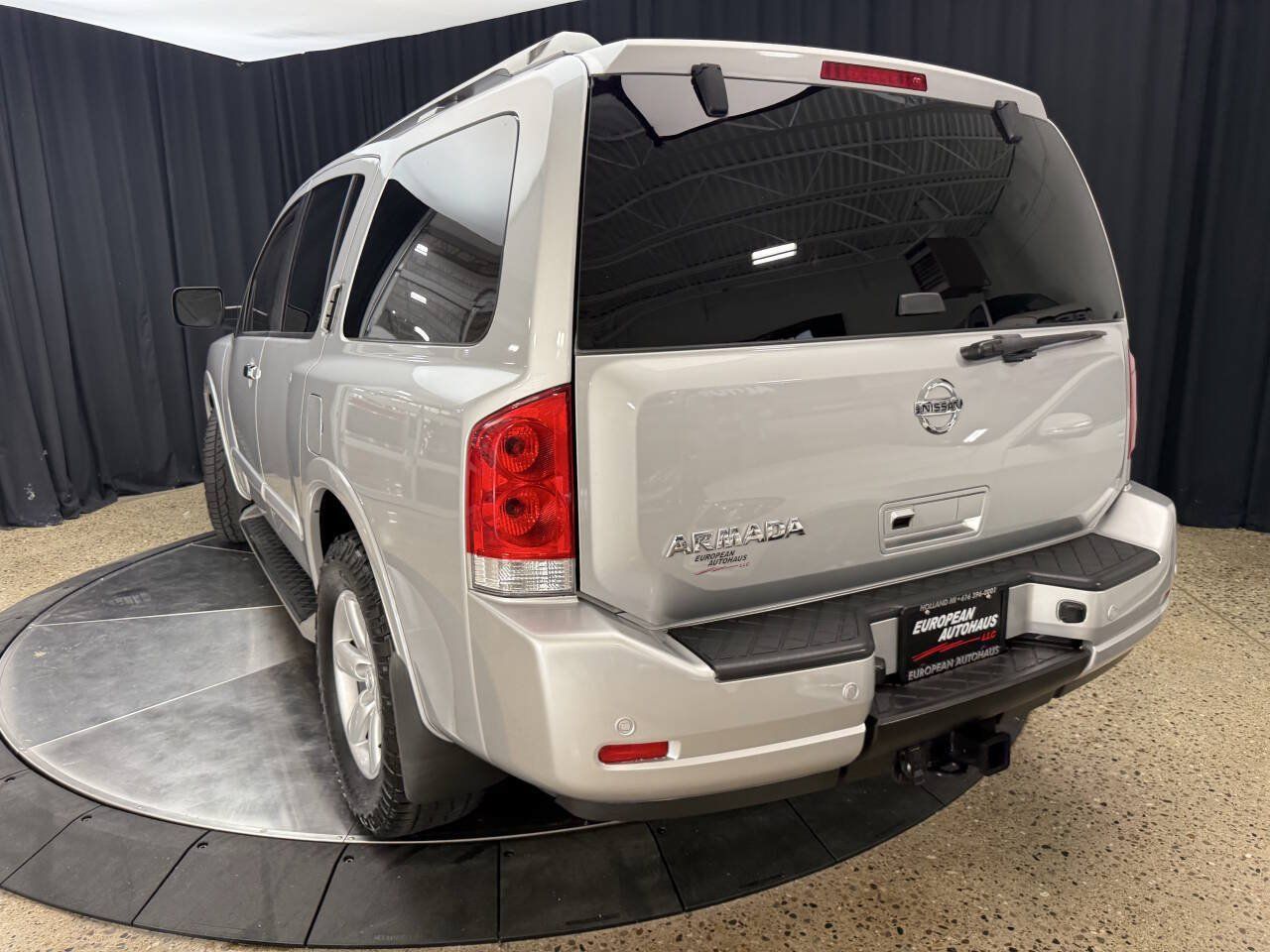 Used 2012 Nissan Armada SV AWD/4WD image 8