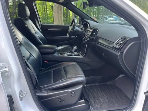 Used 2021 Jeep Grand Cherokee Limited w/ Quick Order Package 28K 80th AWD/4WD image 11