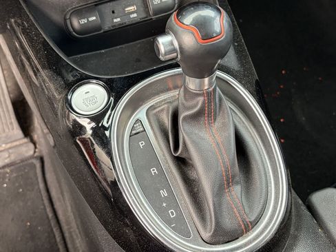 Used 2018 Kia Soul ! w/ Tech Package FWD image 21