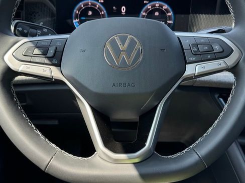 New 2025 Volkswagen Tiguan S AWD/4WD image 34