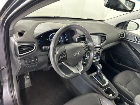 Used 2019 Hyundai Ioniq Limited image 13