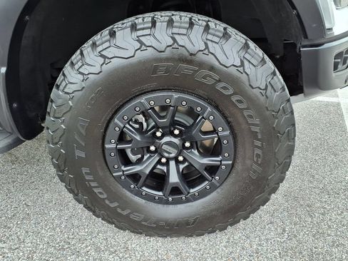 Used 2023 Ford F150 Raptor w/ Equipment Group 802A Raptor R AWD/4WD image 9