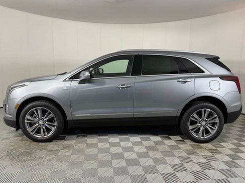 New 2026 Cadillac XT5 Premium Luxury image 3