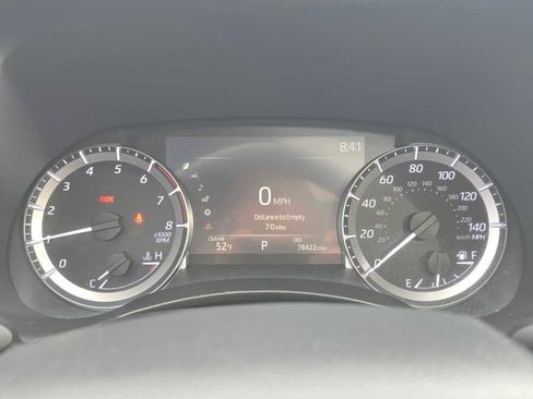 Used 2023 Toyota Highlander XLE image 21