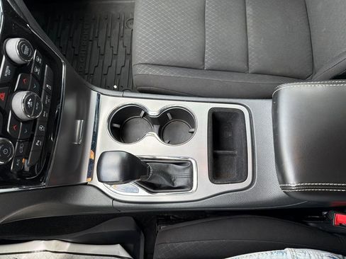 Used 2021 Jeep Grand Cherokee Freedom Edition AWD/4WD image 33