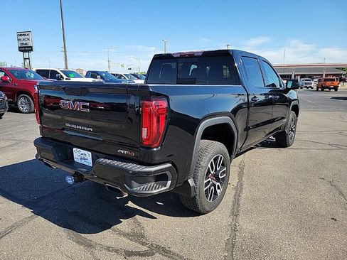 Used 2019 GMC Sierra 1500 AT4 w/ Technology Package AWD/4WD image 5