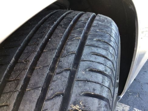 Used 2018 Chevrolet Malibu LT image 30