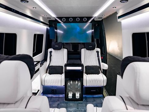 Used 2026 Mercedes-Benz Sprinter 3500 image 39