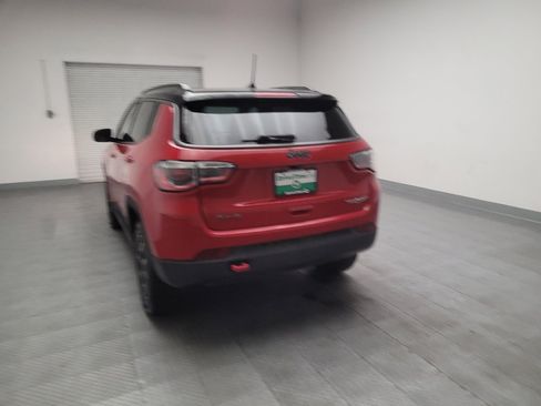 Used 2019 Jeep Compass Trailhawk w/ Leather Interior Group AWD/4WD image 5
