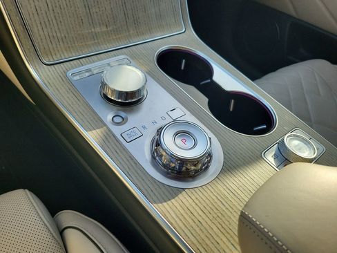 New 2025 Genesis GV80 3.5T Prestige image 11