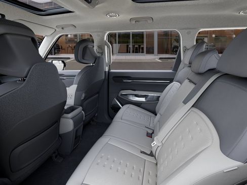 New 2026 Kia EV9 Wind AWD/4WD image 18