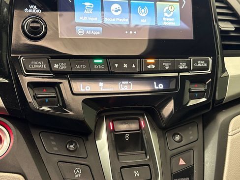 Used 2019 Honda Odyssey Touring image 27