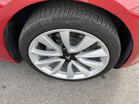 Used 2018 Tesla Model 3 Long Range image 15