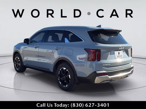 Certified 2025 Kia Sorento S image 13