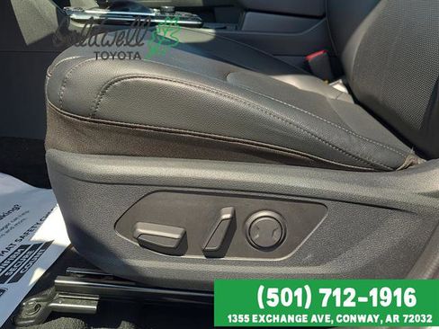 Used 2025 Kia Sportage EX image 22