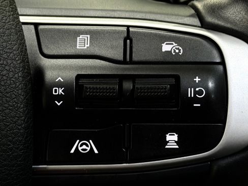 Used 2025 Kia K5 GT-Line w/ GT-Line Premium Package FWD image 37