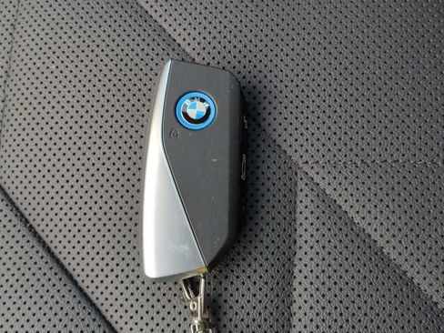 Used 2024 BMW iX xDrive50 w/ Premium Package AWD/4WD image 37