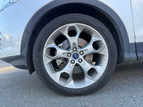 Used 2016 Ford Escape Titanium w/ Equipment Group 301A image 9