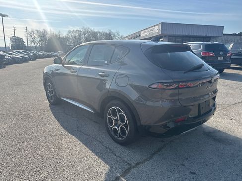 Used 2024 Alfa Romeo Tonale Ti image 7