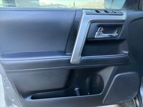 Used 2022 Toyota 4Runner SR5 Premium image 19