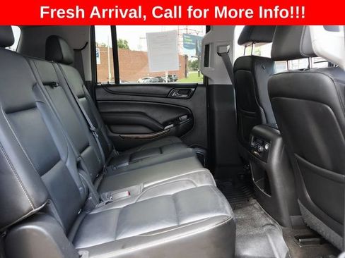 Used 2015 Chevrolet Suburban LT w/ Luxury Package AWD/4WD image 11