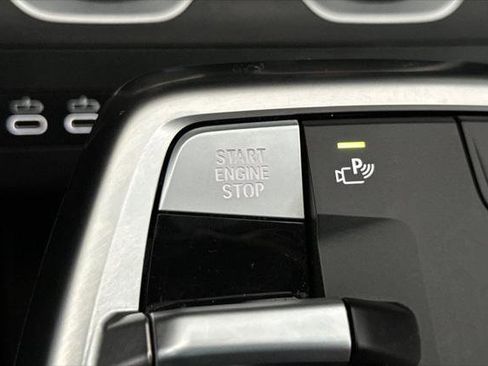 Used 2025 BMW X1 M35i w/ Premium Package image 22