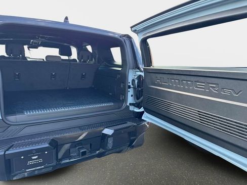 Used 2025 GMC Hummer EV 3X w/ LPO, Illumination Package AWD/4WD image 5