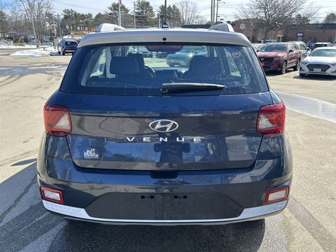 Certified 2023 Hyundai Venue Limited image 6