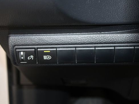 Used 2019 Toyota Corolla SE FWD image 19