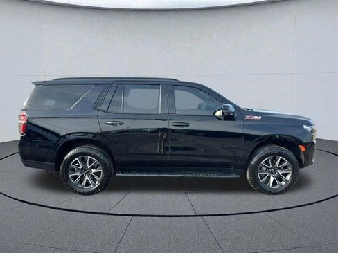 Used 2022 Chevrolet Tahoe Z71 w/ Luxury Package image 6