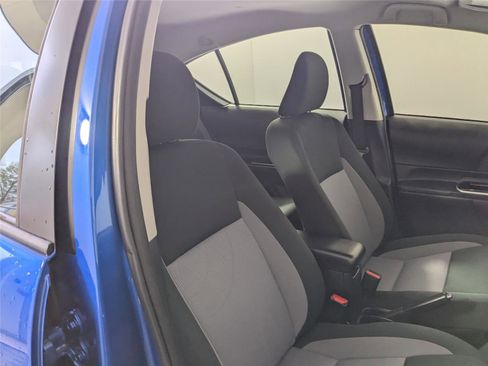 Used 2018 Toyota Prius C Two image 27