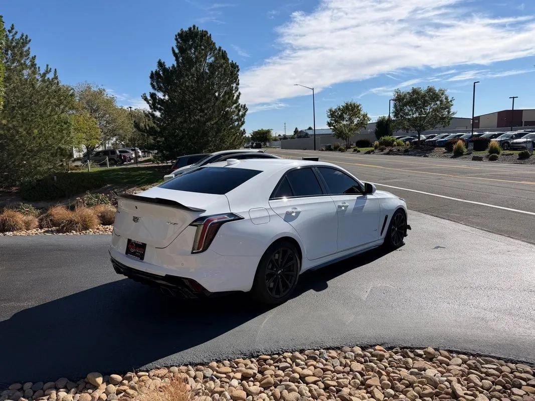 Used 2022 Cadillac CT4 V Blackwing w/ Carbon Fiber 1 Package RWD image 21