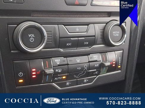 Certified 2017 Ford Explorer XLT w/ Equipment Group 202A image 17