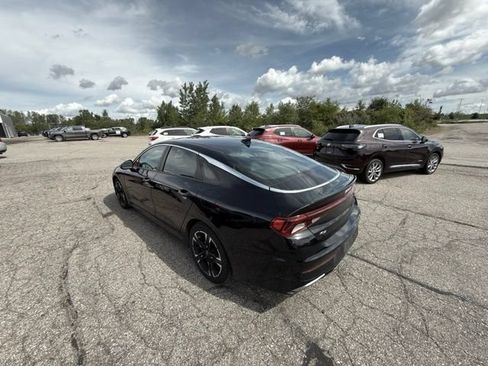 Used 2022 Kia K5 GT-Line AWD/4WD image 3