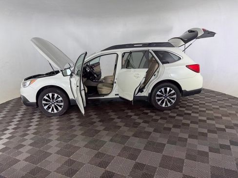 Used 2015 Subaru Outback 2.5i Limited AWD/4WD image 10